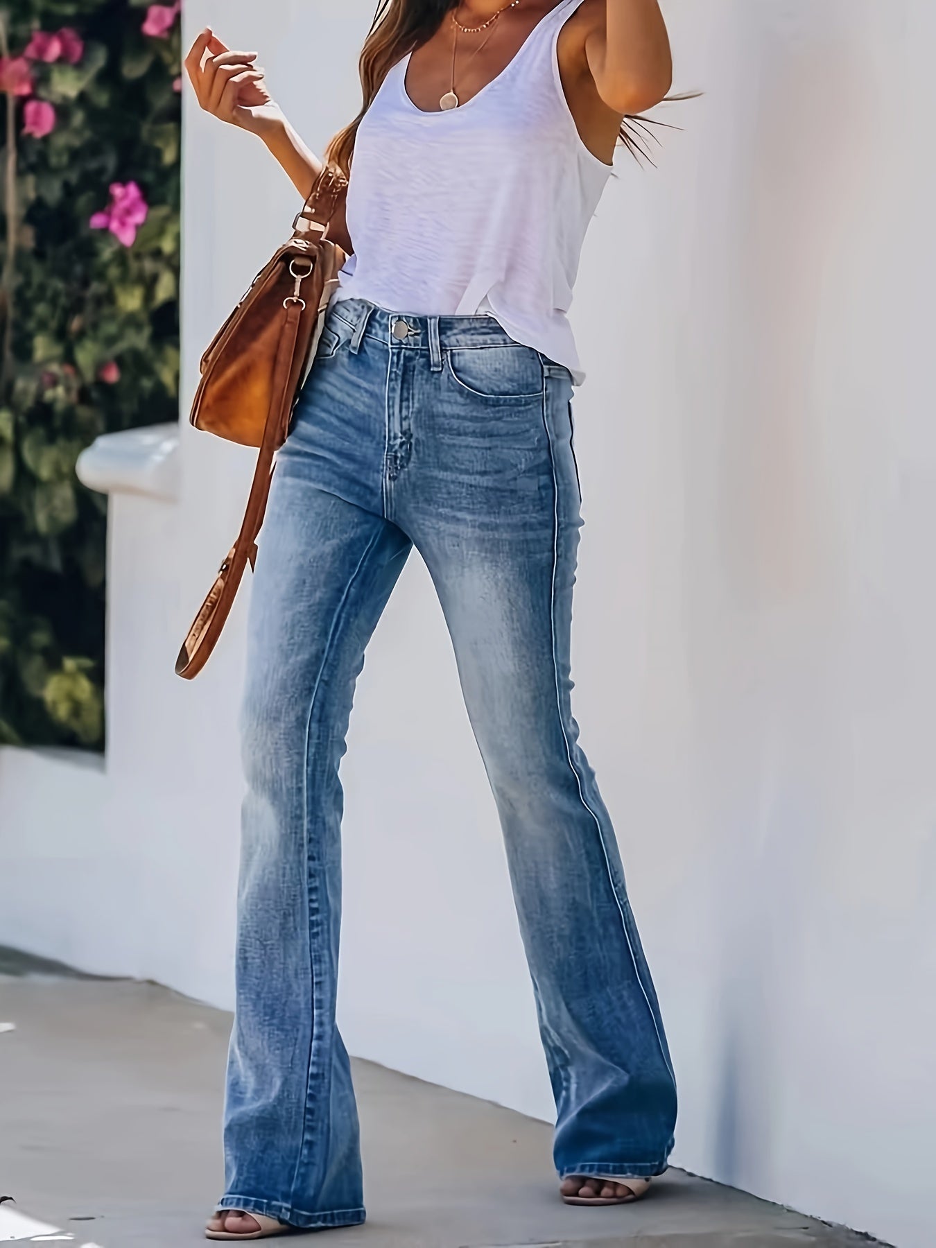 Classic Flare Jeans | Mid-Rise Fit with Effortless Elegance